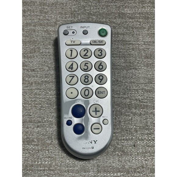 Sony RM-EZ4 Silver Big Button Universal TV/Cable Remote Control WORKS - Picture 1 of 8